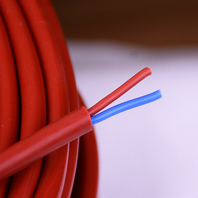 <b>2芯（xīn）0.8平（píng）方（fāng）鍍錫銅矽（guī）膠電線</b>